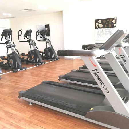 Three-Bedroom Apartment With Amazing View Near Surfers Paradise Gold Coast Luaran gambar