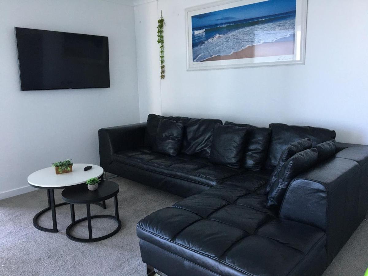 Three-Bedroom Apartment With Amazing View Near Surfers Paradise Gold Coast Luaran gambar